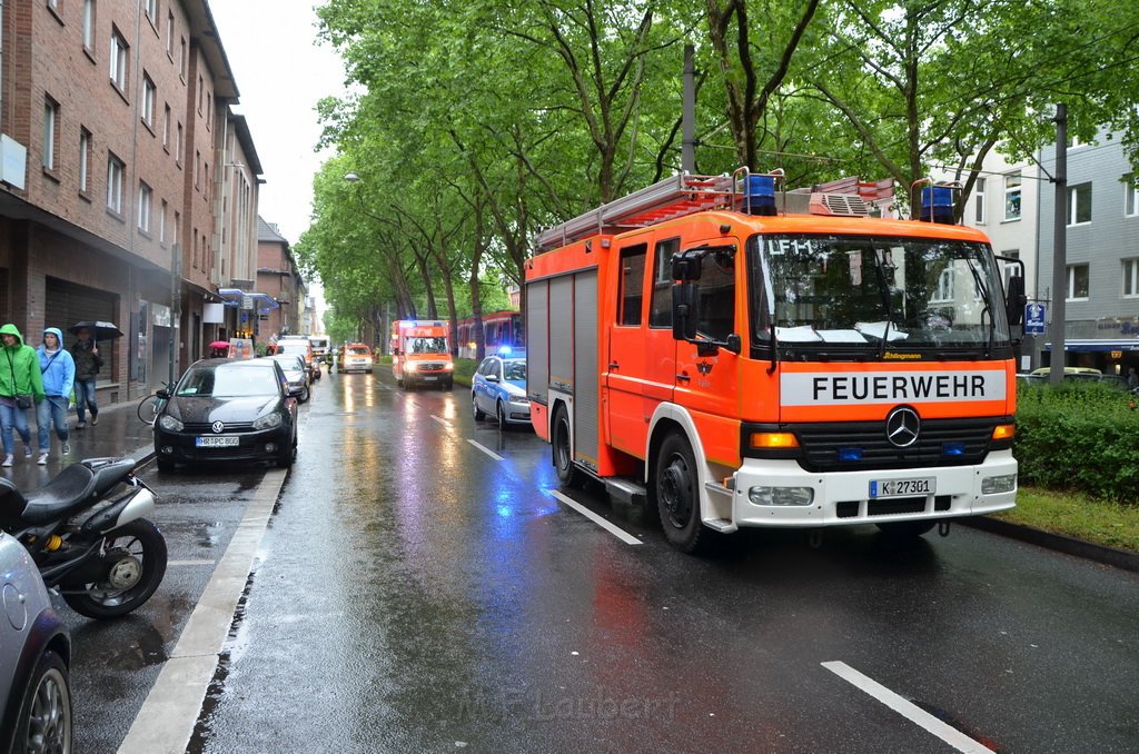 PStrab Koeln Suelz Luxemburgerstr P43.JPG